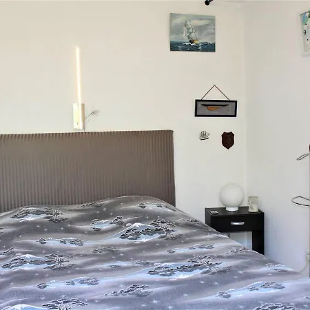 Apartment Duplex Cosy Avec Piscine, Terrasse Et Parking Prive A 20 Min De La Plage - 4 Pers. - Fr-1-252a-78 *