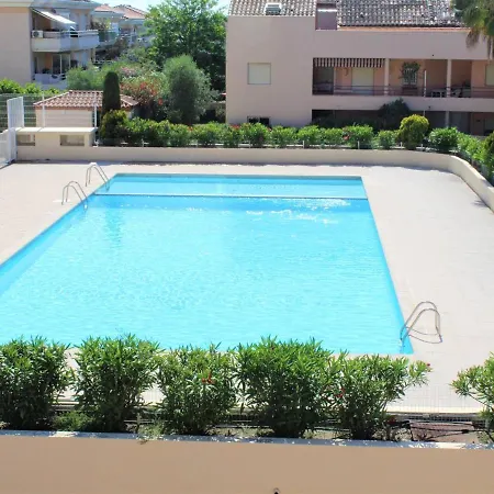 Apartment Duplex Cosy Avec Piscine, Terrasse Et Parking Prive A 20 Min De La Plage - 4 Pers. - Fr-1-252a-78 *