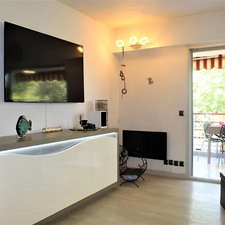 Duplex Cosy Avec Piscine, Terrasse Et Parking Prive A 20 Min De La Plage - 4 Pers. - Fr-1-252a-78 Apartment *